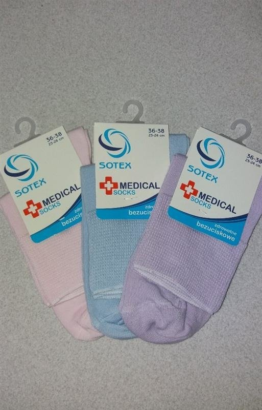 Skarpetki damskie Sotex - Bezuciskowa Skarpetka CZARNA / 4522