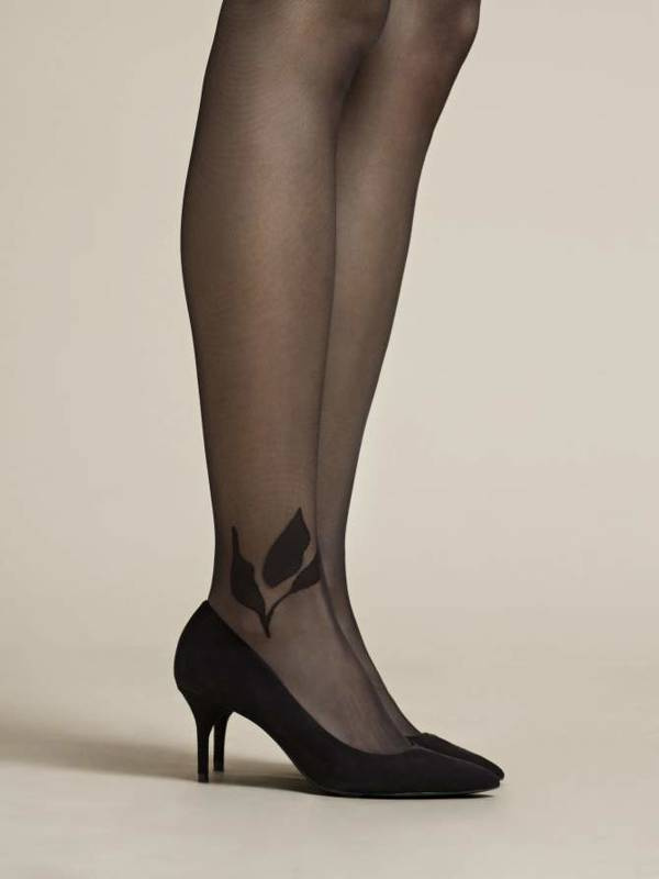 Rajstopy z roślinnym wzorem nad kostką Fiore SAVELLO