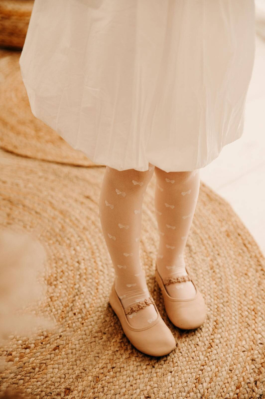 Rajstopy dziewczęce w kokardki Fiore BOWY 15 DEN off_white