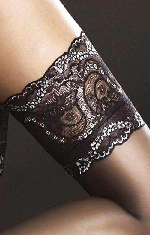 Samonośne pończochy Fiore SANDRINE 20DEN z szeroką koronką nude