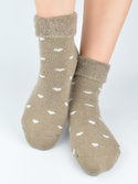 Słodkie skarpetki damskie w serca z prawdziwą wełną SB137 beż - Noviti