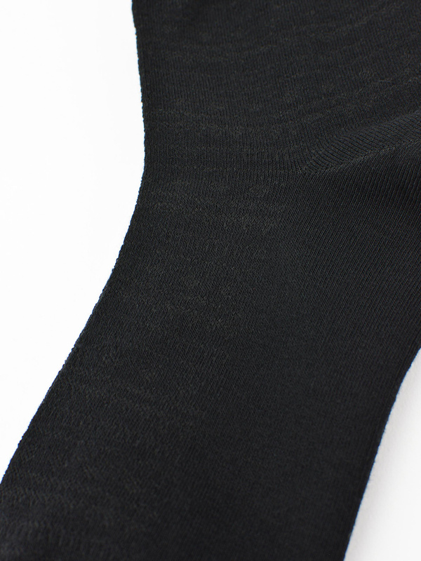 Skarpetki damskie z jebwabiem wzorki czarne - Noviti SB129