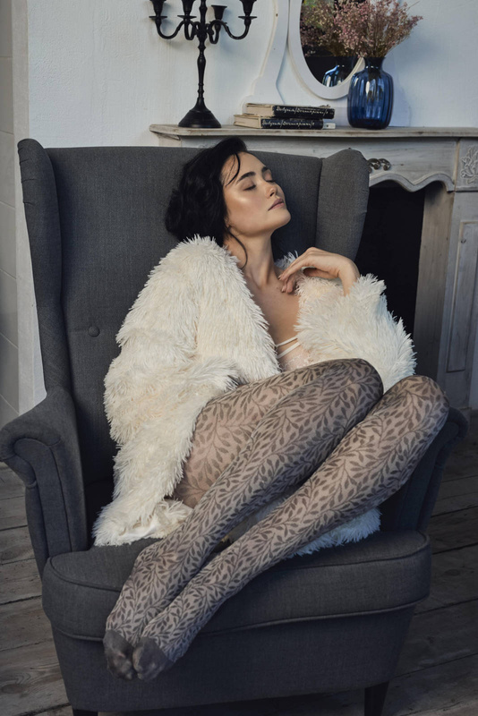 Rajstopy wzór w drobne listki Fiore HERBARIUM