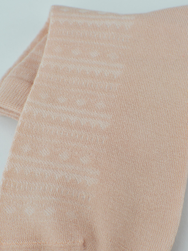 Skarpetki damskie z jebwabiem wzorki pudr róż - Noviti SB129