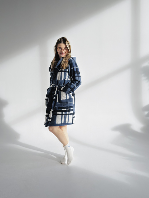 Cieplusi szlafrok z kapturem De Lafense 031 NIEBIESKA KRATA