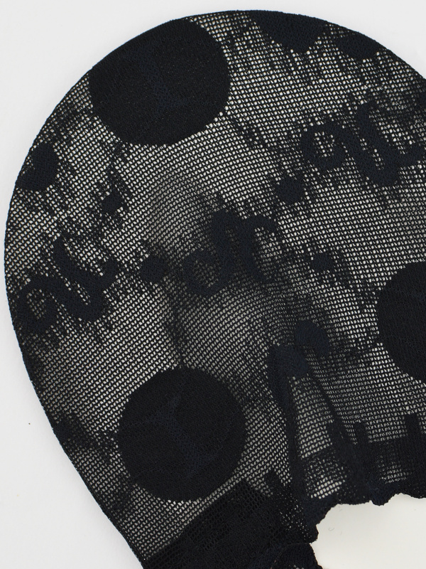 Stopki niskie koronka silikon ABS czarne - Noviti SN050