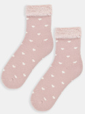 Słodkie skarpetki damskie w serca z prawdziwą wełną SB137 pudrowy róż - Noviti